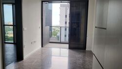 Middle Road (D7), Condominium #459138151